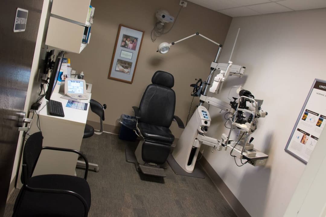 Comprehensive eye exam